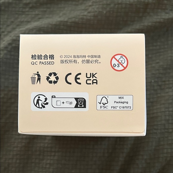 The Monsters 'Have a Seat' Zizi Labubu - Picture 7 of 8